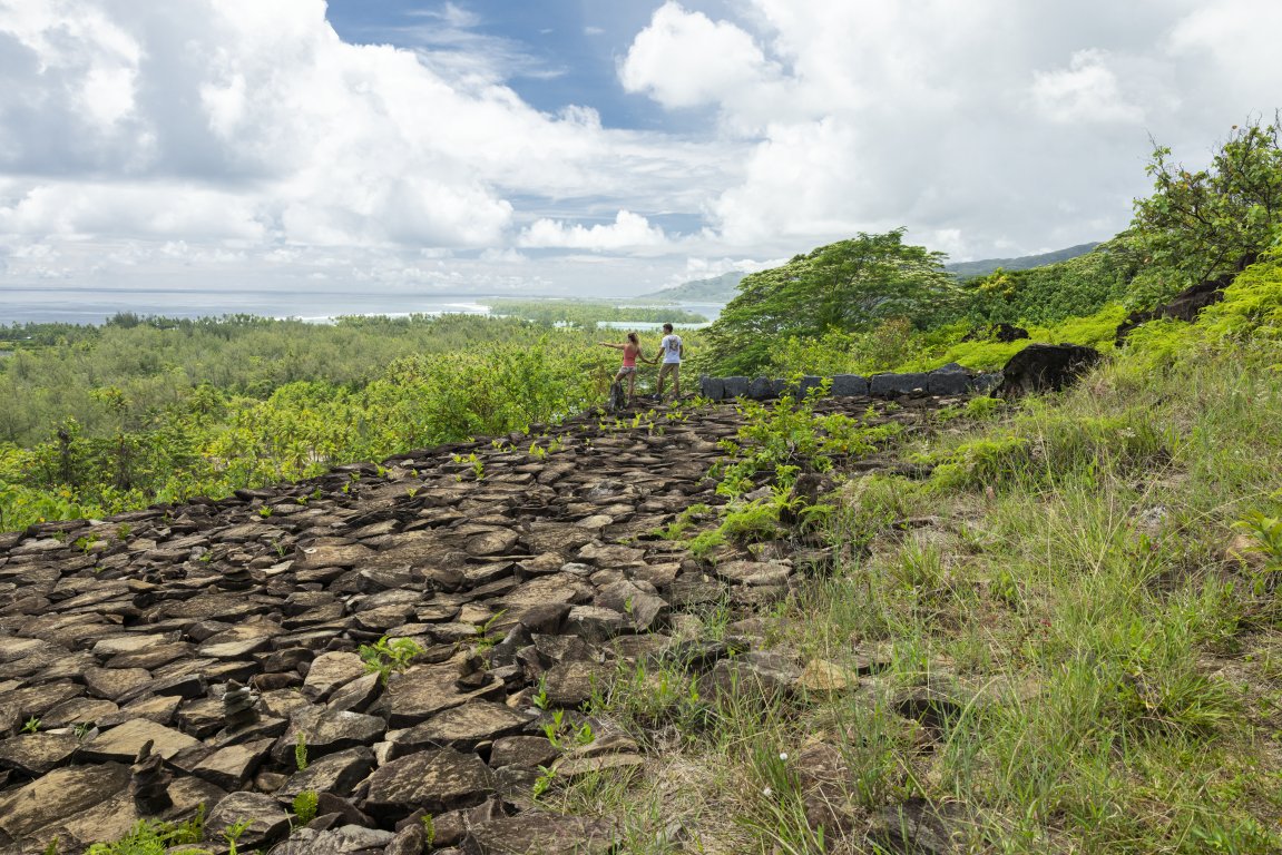 Dream Yacht Charter: Polynesia Dream 11 Days / 10 Nights from Papeete to Raiatea — 10